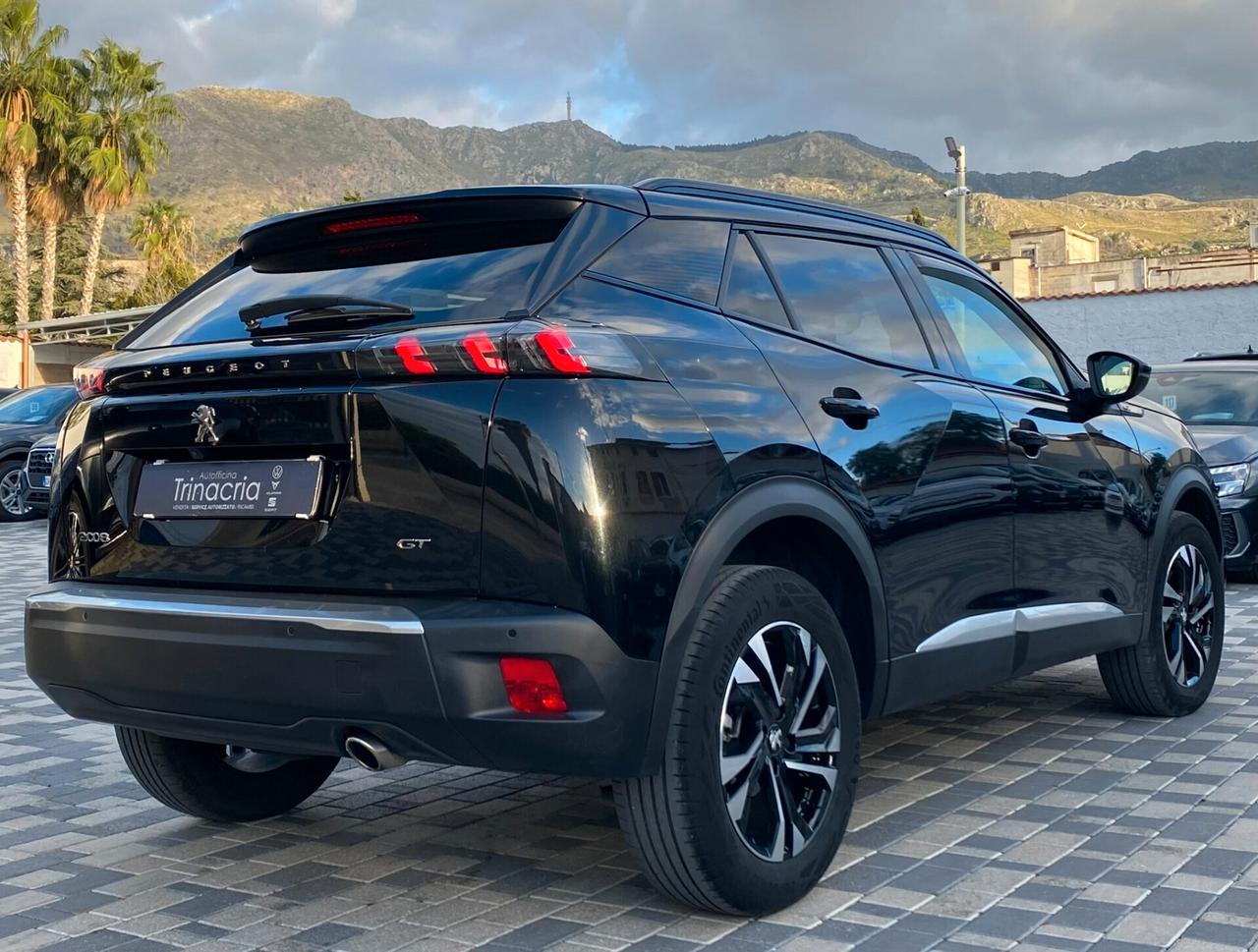 Peugeot 2008 GT Pack 1.5 bluehdi 130CV