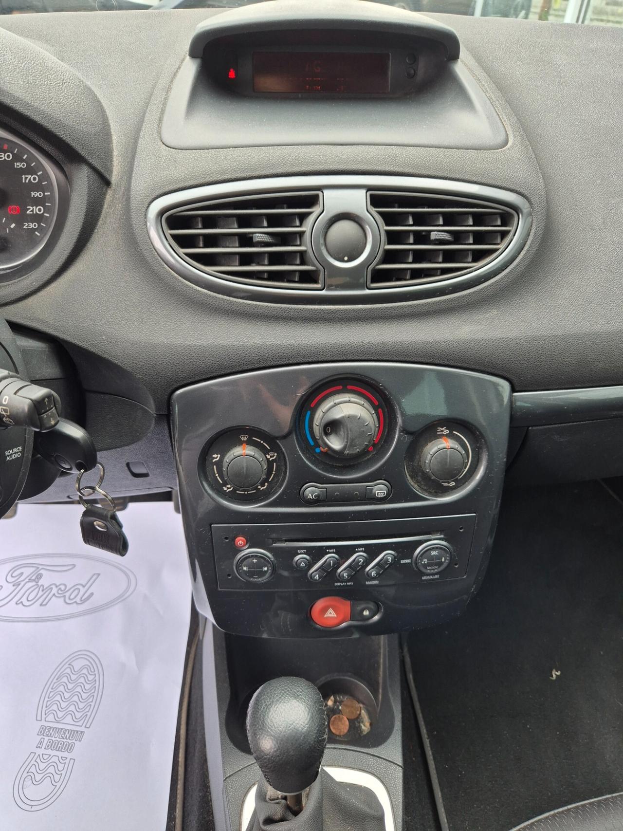 Renault Clio le iene 1.4 99cv GPL