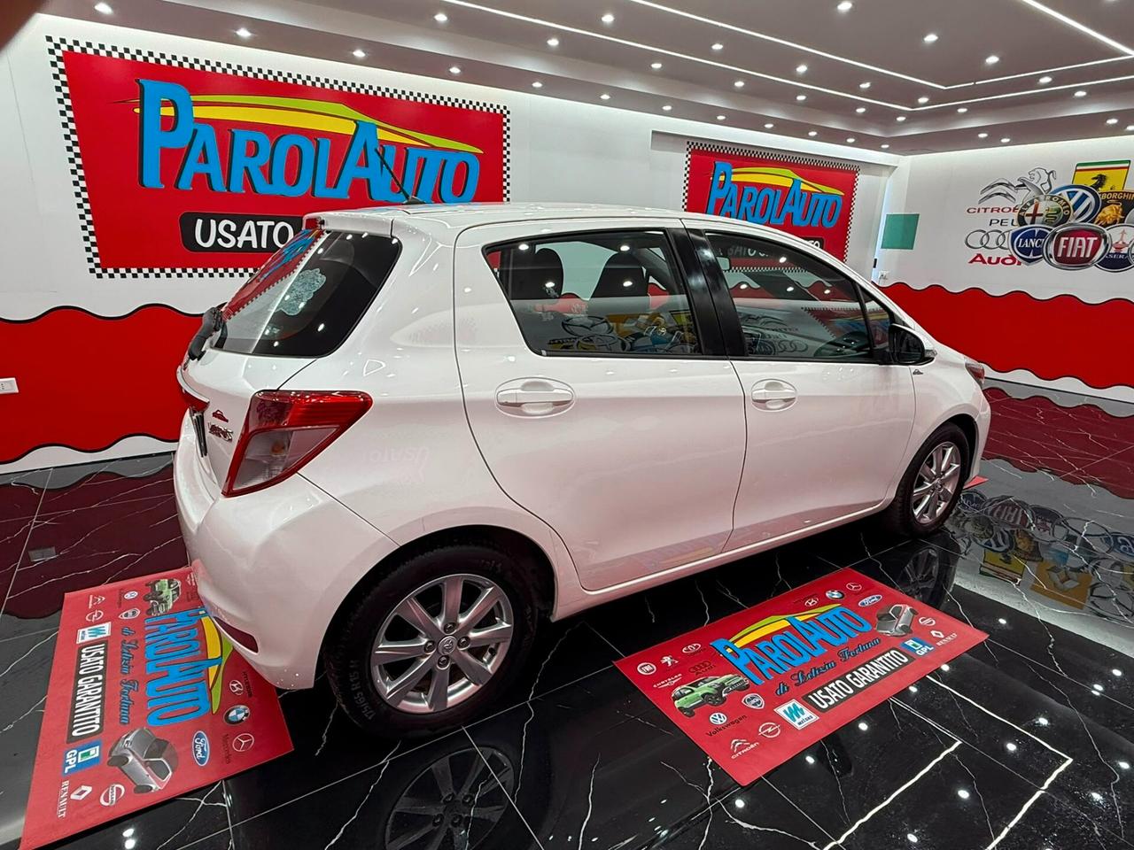 Toyota Yaris 1.4 D-4D 90cv Lounge - 2012