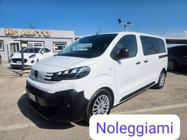 Noleggio 9 posti Peugeot Expert BlueHDi 180 S&S EAT8