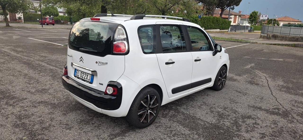 Citroen C4 Picasso White