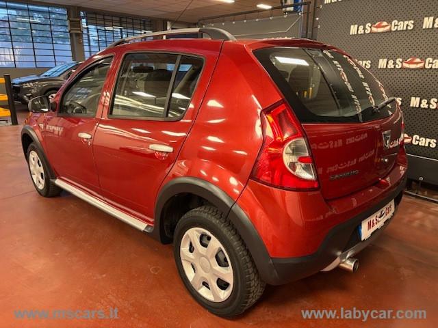 DACIA Sandero Stepway 1.6 8V GPL 85 CV