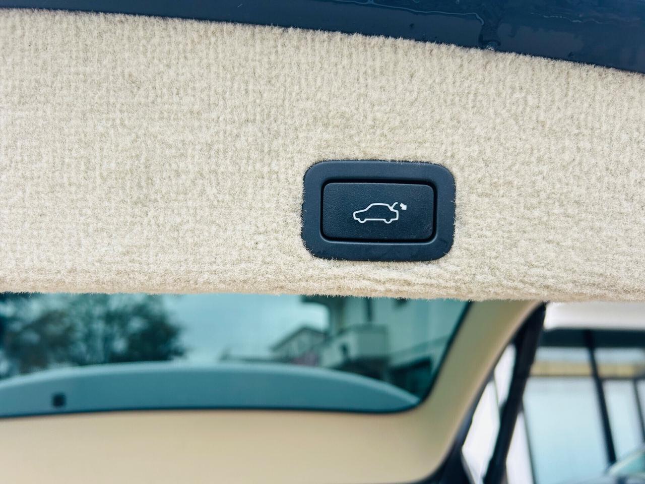 Volvo XC 60 XC60 D4 Geartronic R-design Momentum