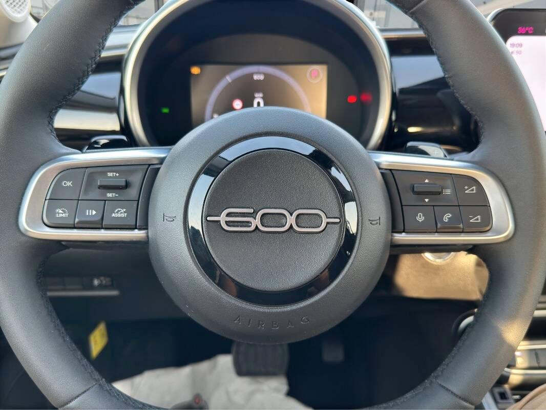 Fiat 600 1.2 hybrid La Prima II 145cv AUTOMATICA E TELECAM