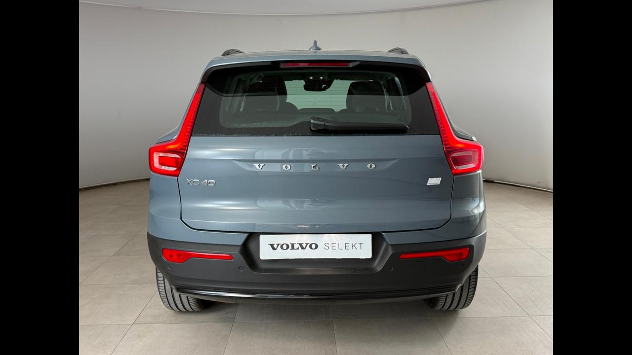 VOLVO XC40 2023 - XC40 1.5 t4 recharge phev Plus Dark auto