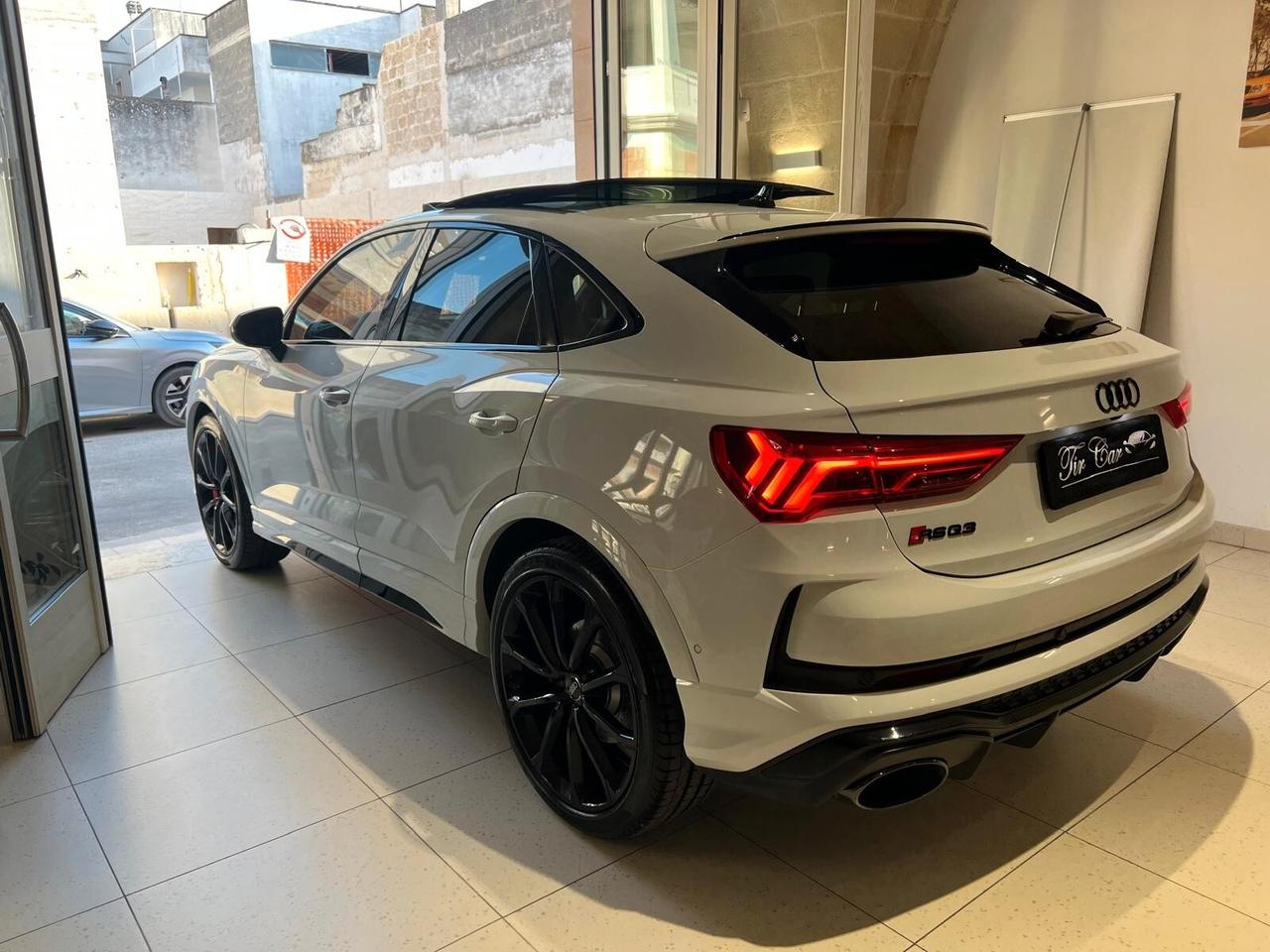 AUDI RSQ3 SPB 2.5 S-TRONIC S-LINE QUATTRO 400CV TETTO PELLE NAVI ANNO 2021