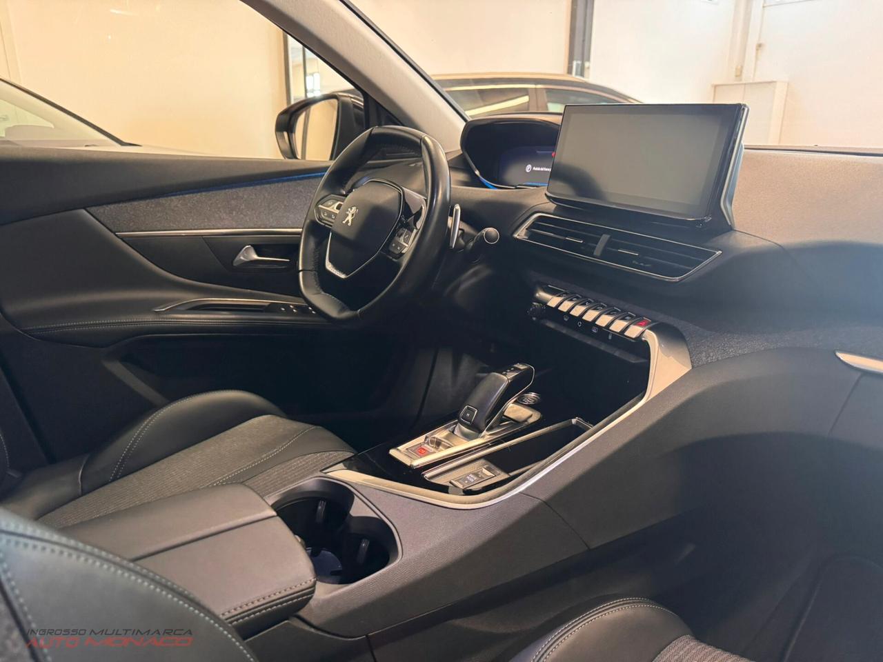 Peugeot 5008 BlueHDi 130cv EAT8 Allure 2022