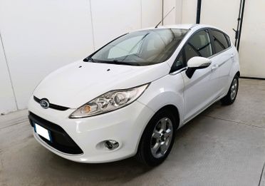 Ford Fiesta 1.4 5 porte Bz.- GPL Titanium - Uniproprietario