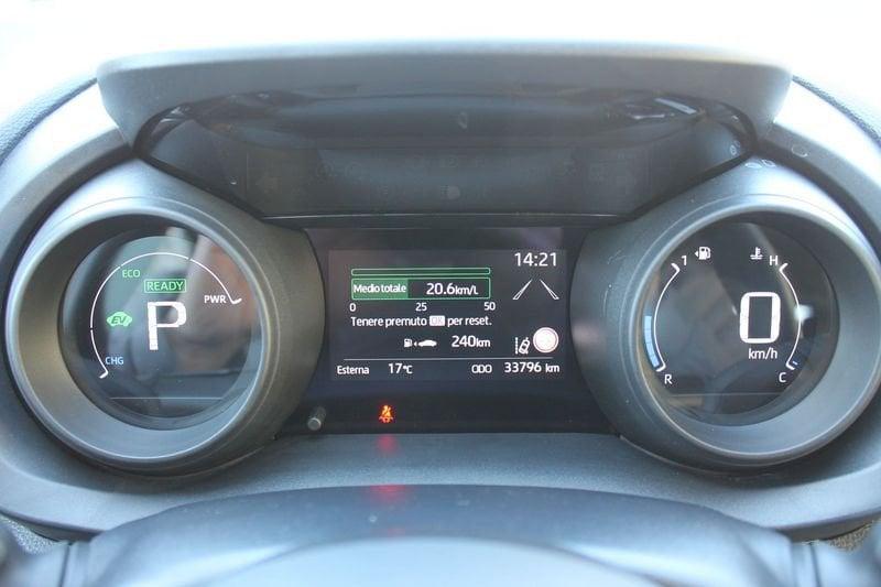 Toyota Yaris Hybrid Trend MY22