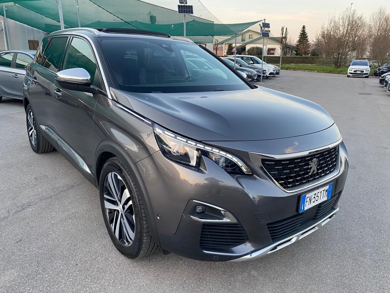 Peugeot 5008 GT PACK 2.0 180 Cv 7POSTI TETTO APRIBILE Full