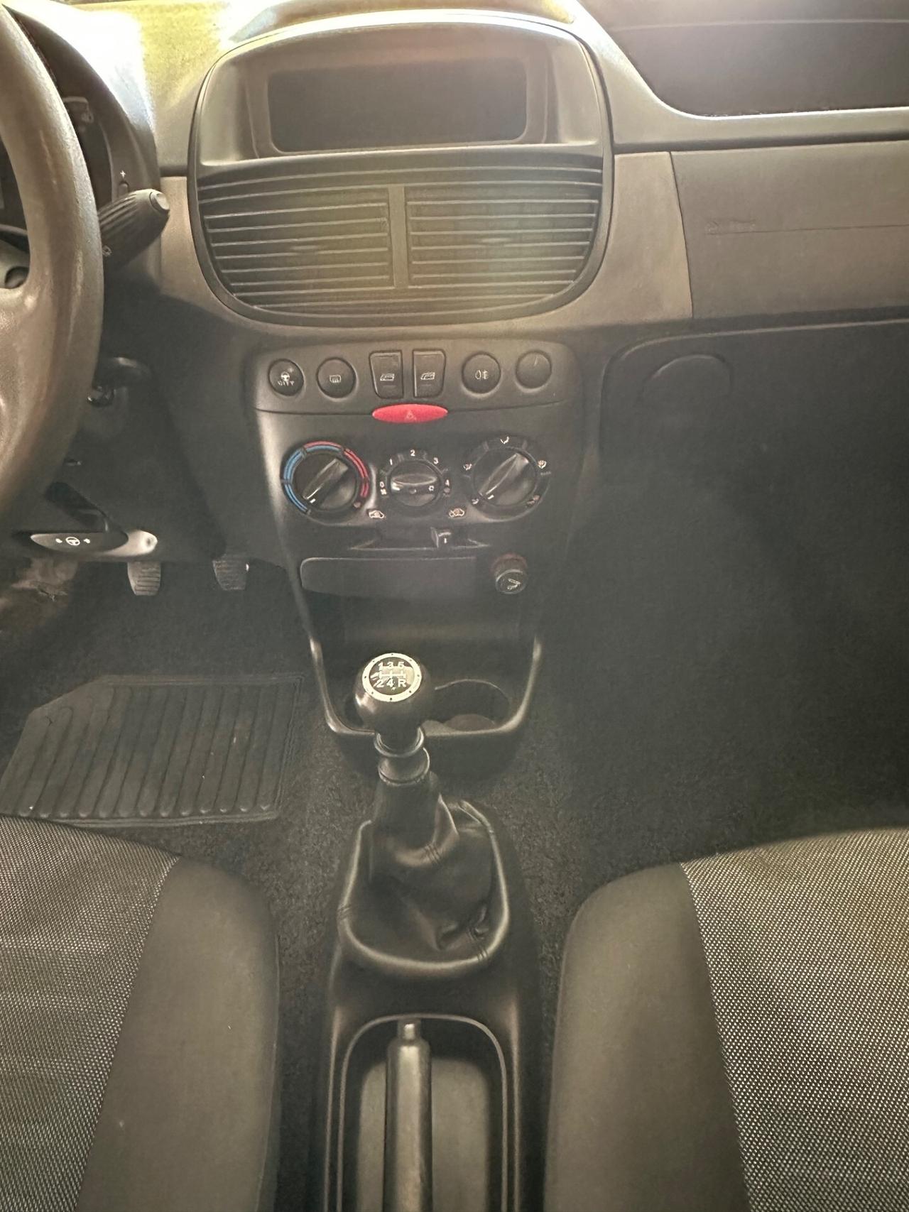 Fiat Punto Classic 1.2 3 porte Active GPL X neopatentati