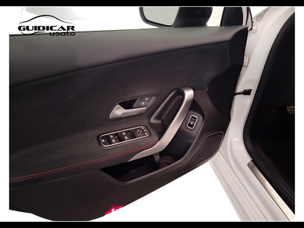 Mercedes-Benz Classe A - W177 2018 - A 250 e phev (eq-power) Premium auto