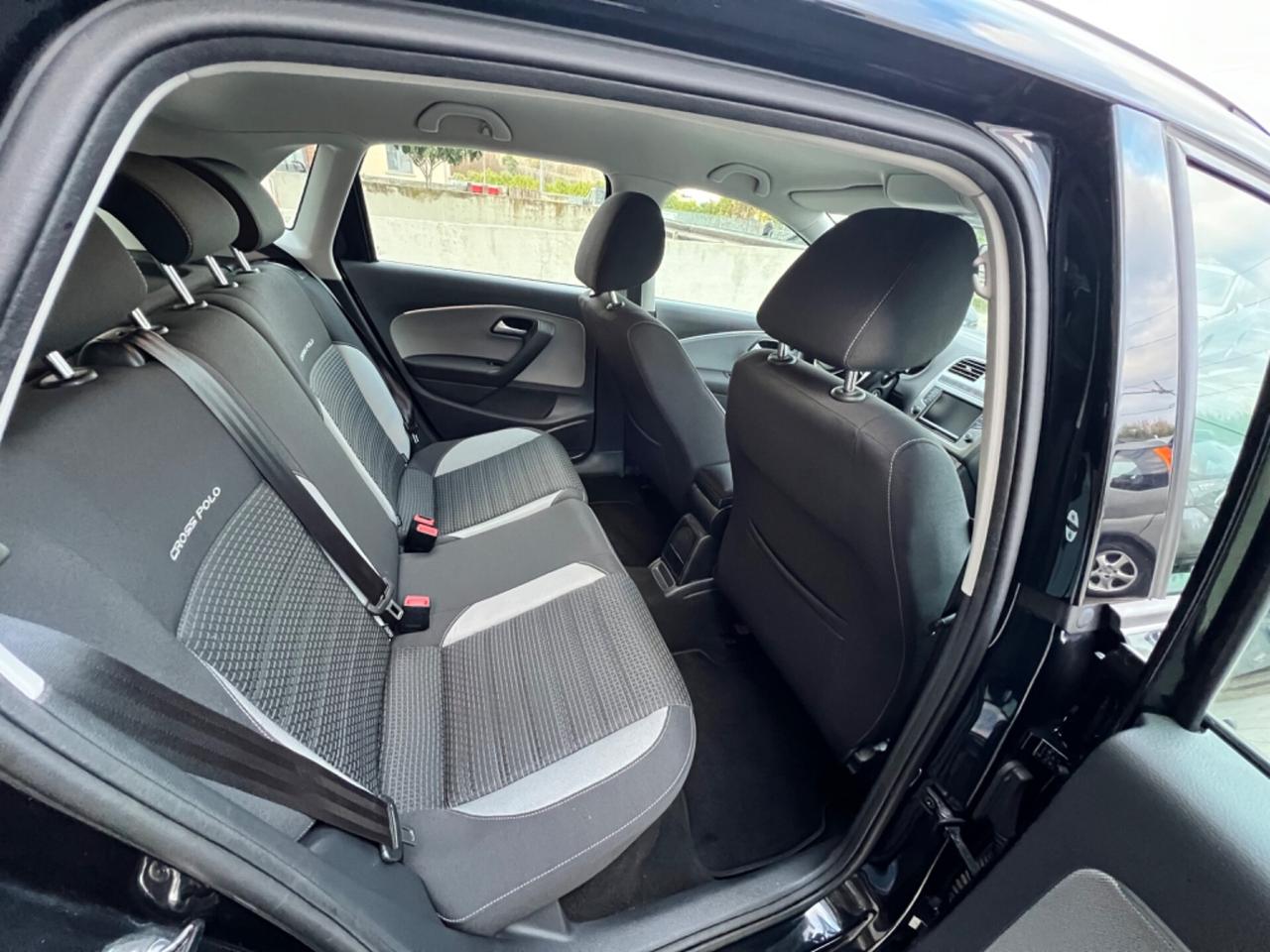 Volkswagen Polo Cross 1.4 TDI DSG BlueMotion Technology