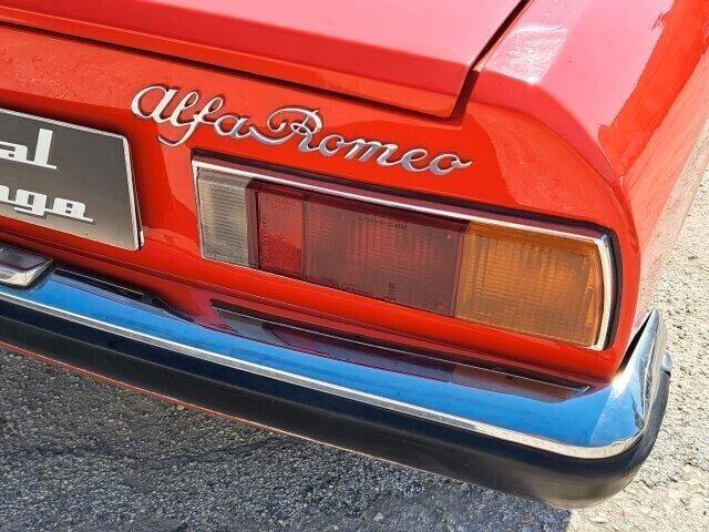 Alfa Romeo Spider DUETTO 1.6 2°S. -service book -2+2