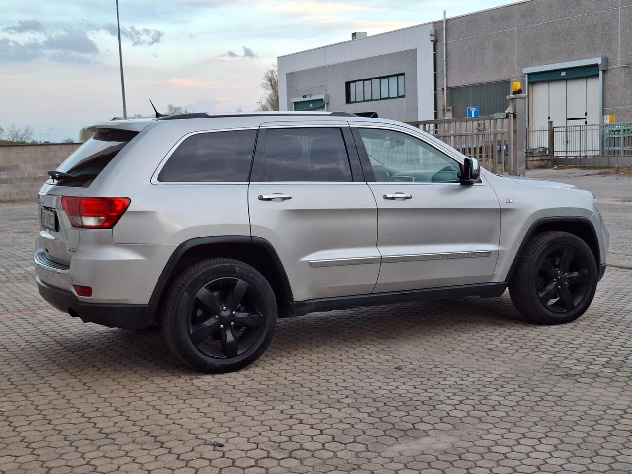 Jeep Grand Cherokee 3.0 CRD Overland *TETTO APRIBILE*