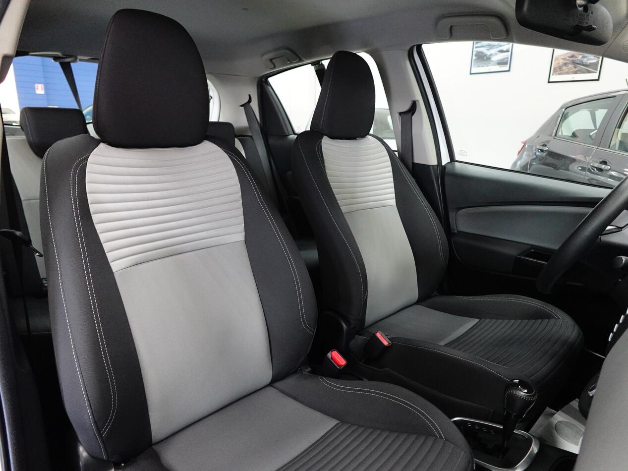 Toyota Yaris 1.5 BZ 73 CV HYBRID BUSINESS