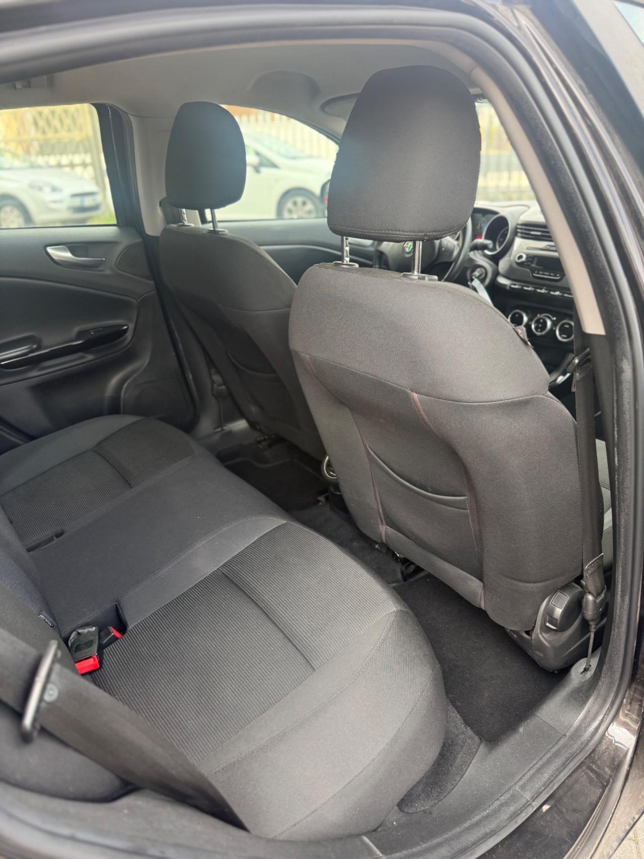 Alfa Romeo Giulietta 1.6 JTDm-2 105 CV Exclusive