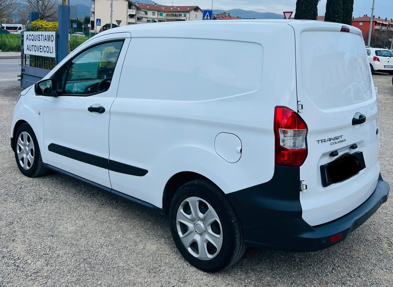 Ford Transit Courier 1.5 TDCi 75CV Van Trend