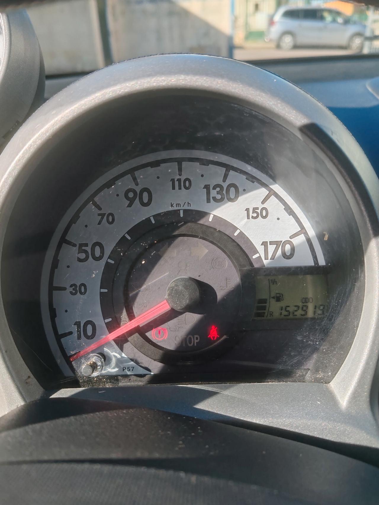 Peugeot 107 1.0 68CV 5p. Plaisir