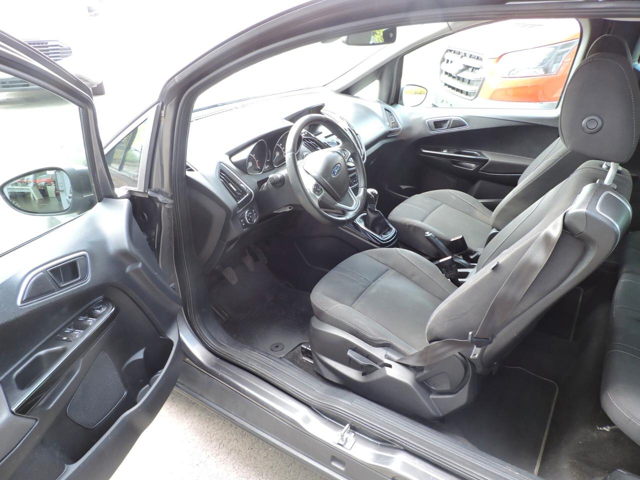 Ford B-Max 1.4 90 CV GPL Titanium