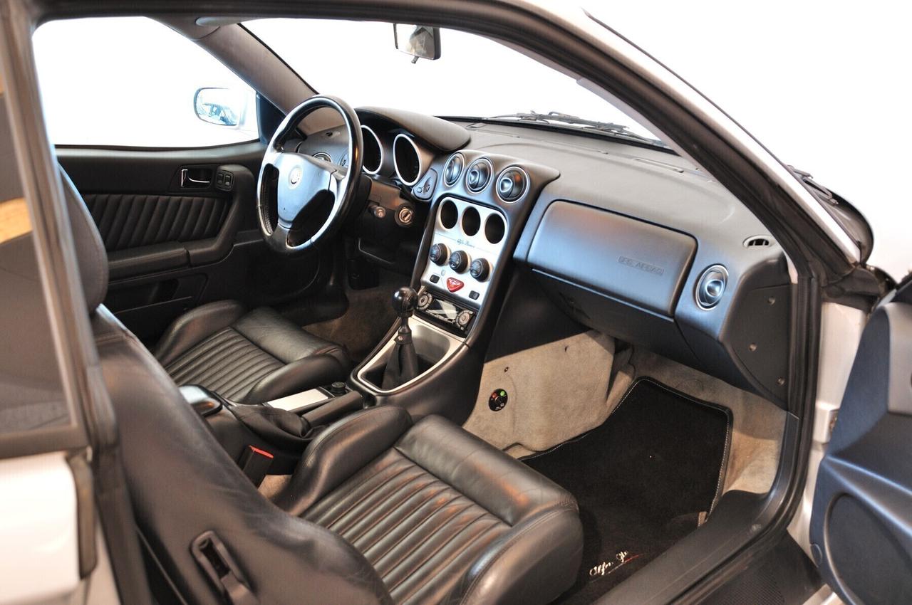 Alfa Romeo GTV 3.0i V6 24V cat L