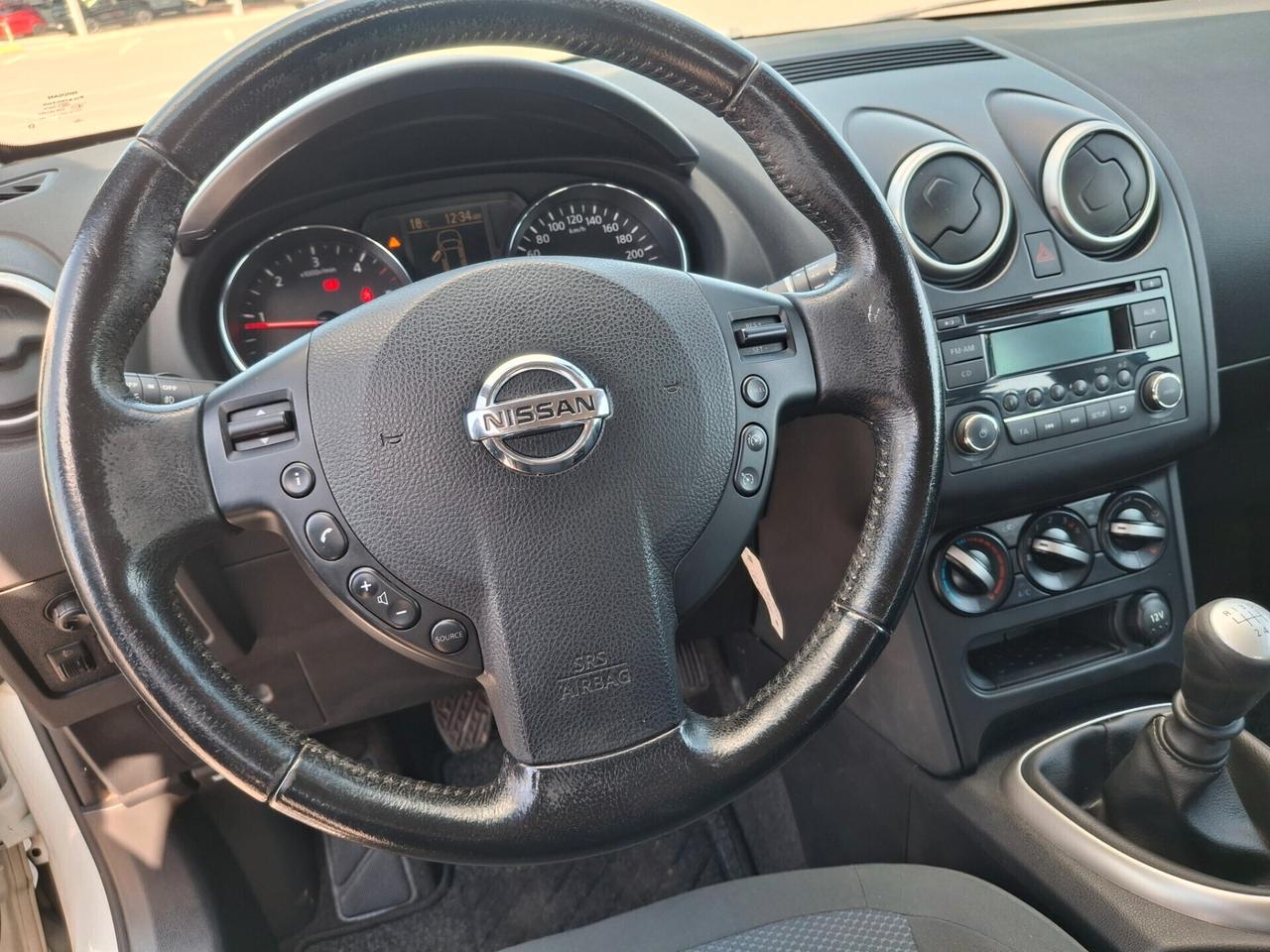 Nissan Qashqai 1.5 dCi Tekna-DIESEL-