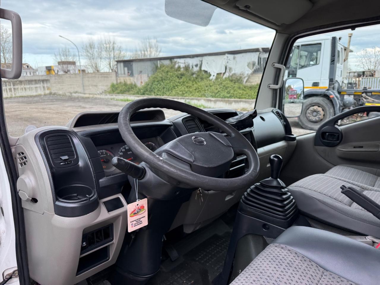 Nissan Cabstar 35.13 Cassone Fisso