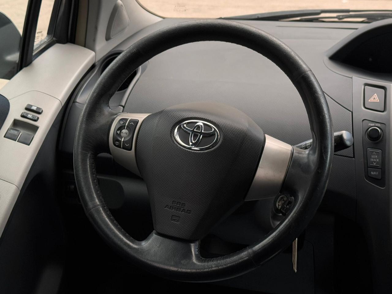 Toyota Yaris 1.3 AUTOMATICA
