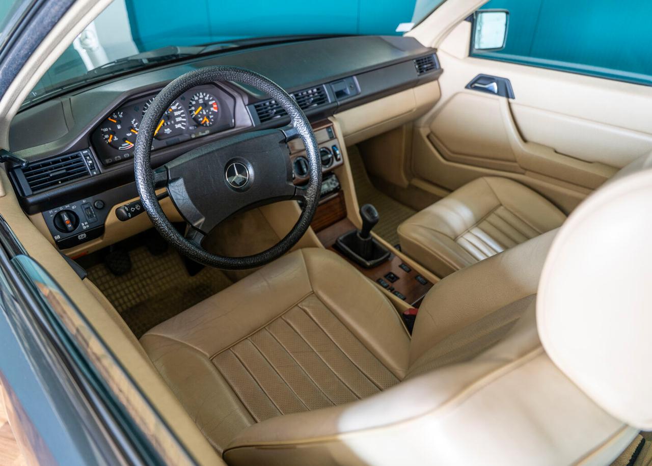 Mercedes Classe E Coupè 300 CE