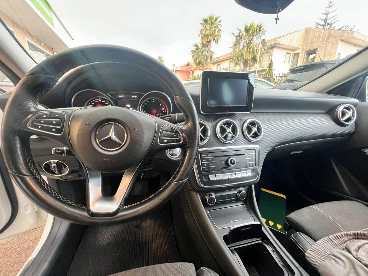 Mercedes-benz A 200 A 200 d Automatic 4Matic Sport