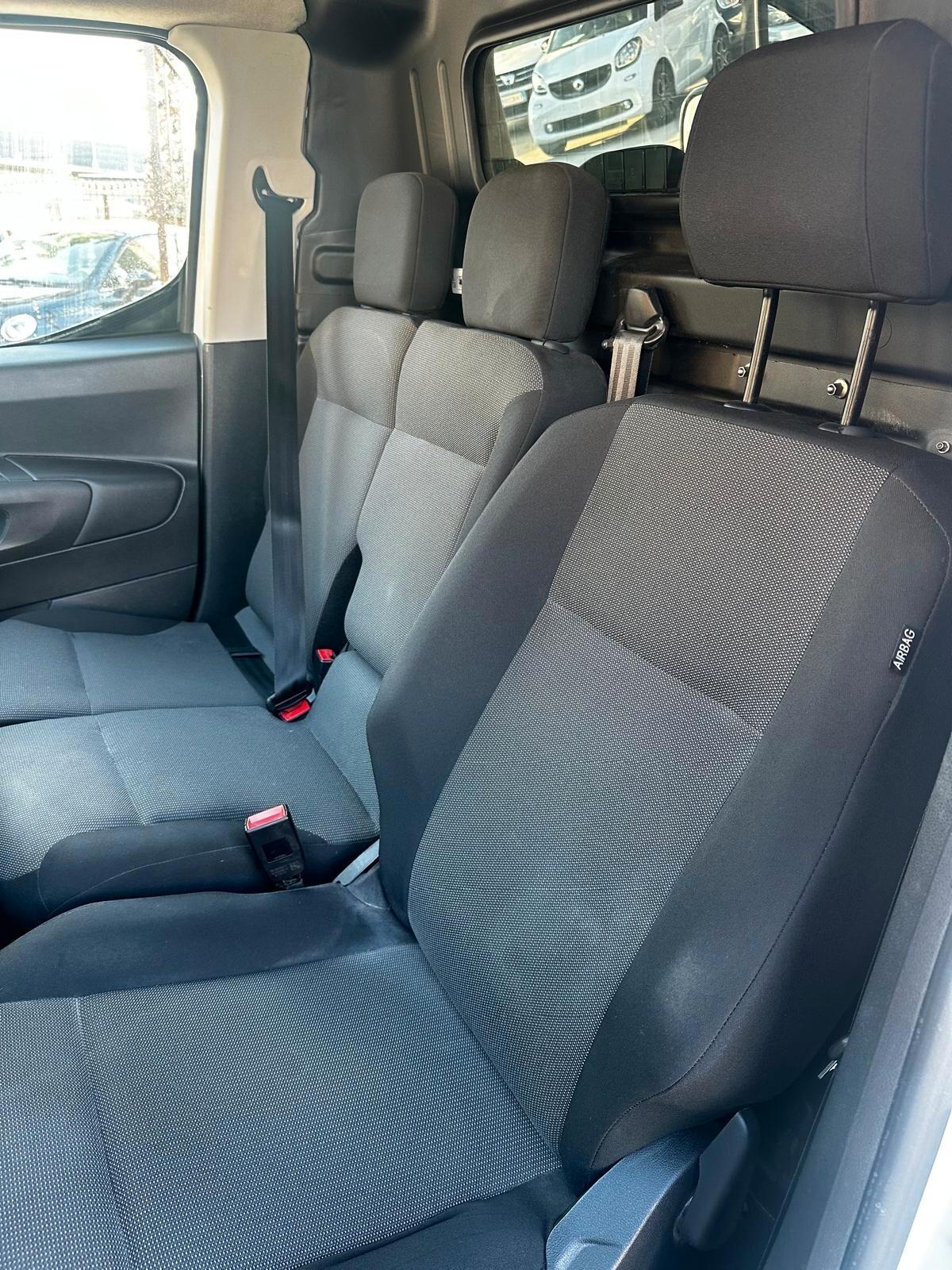 TOYOTA PROACE CITY MAXY