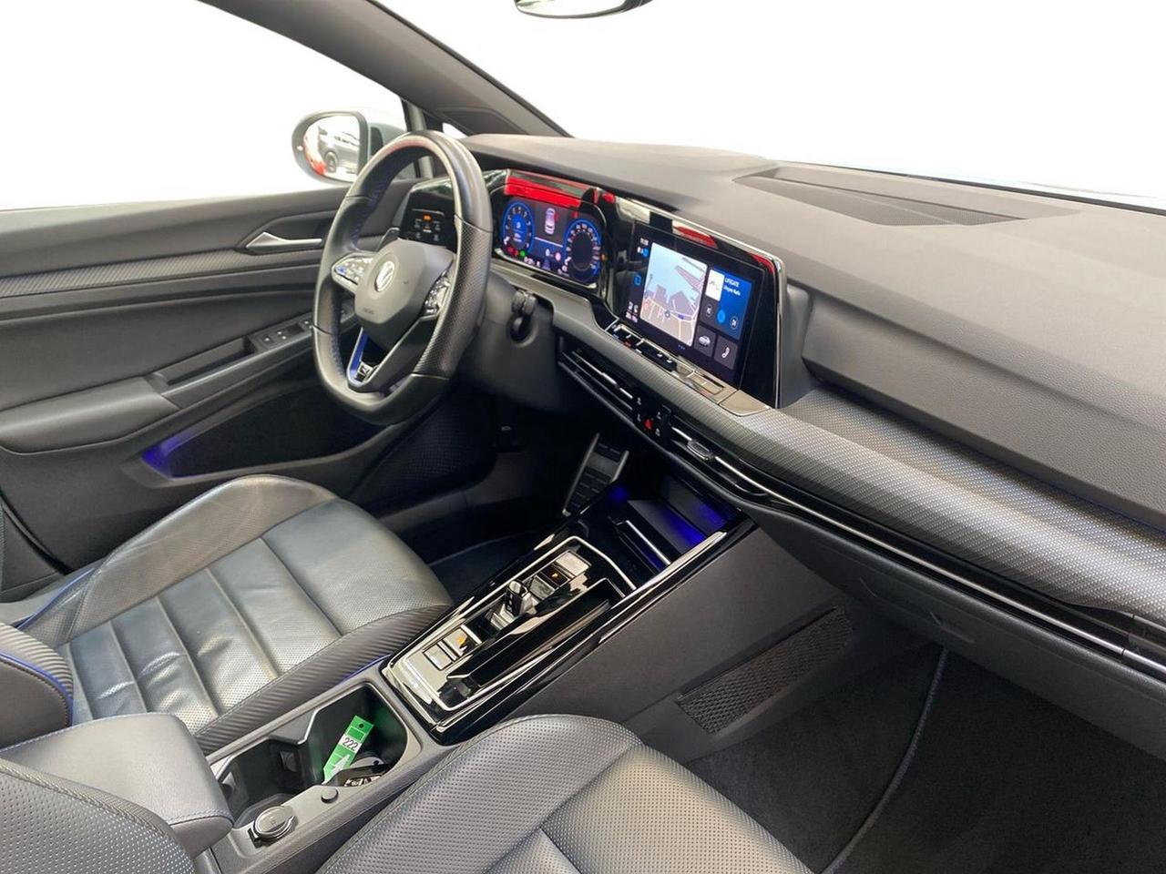 VOLKSWAGEN Golf VIII 2020 - Golf 2.0 tsi R 4motion 320cv dsg