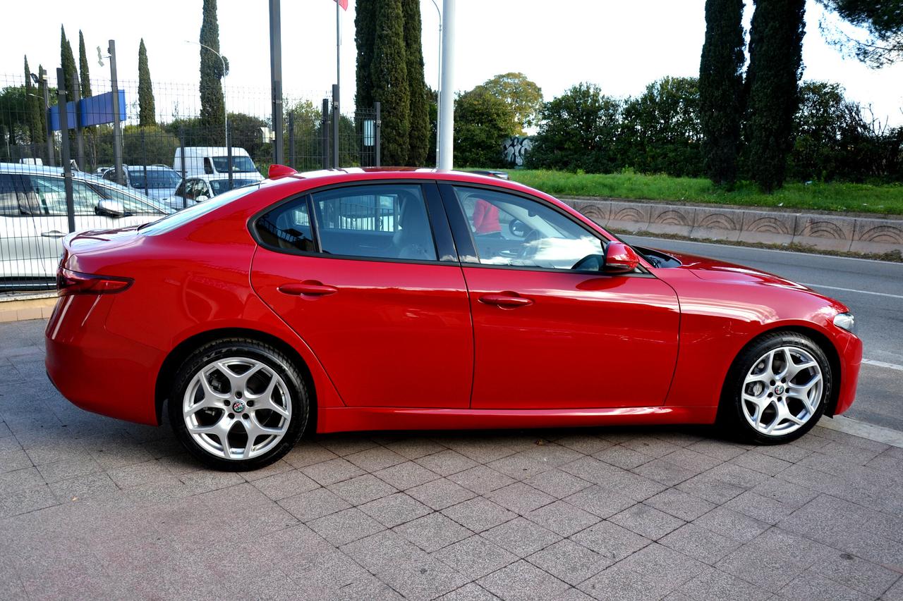 Alfa Romeo Giulia 2.2 T 160CV AT8 EXECUTIVE **KM17800 REALI**UNIPRO