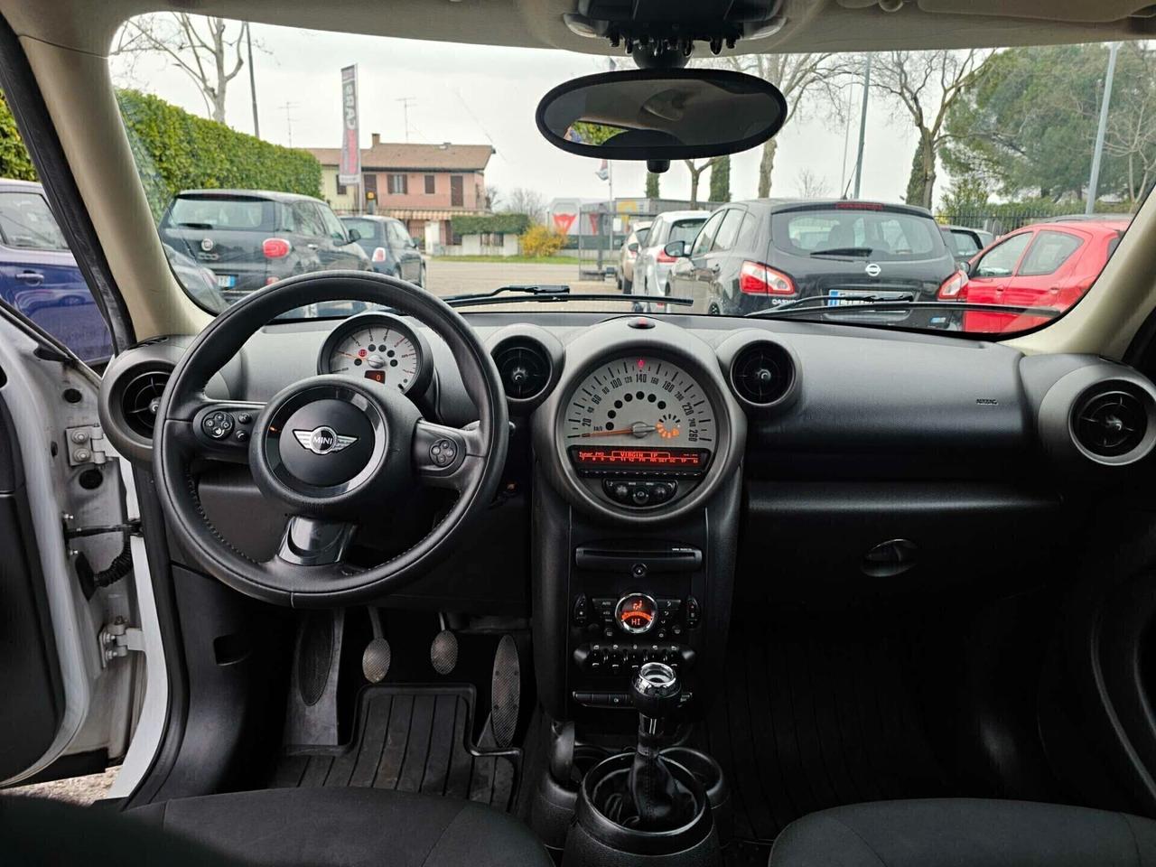 Mini Cooper D Countryman Mini 1.6 Cooper D Countryman Neopatentati