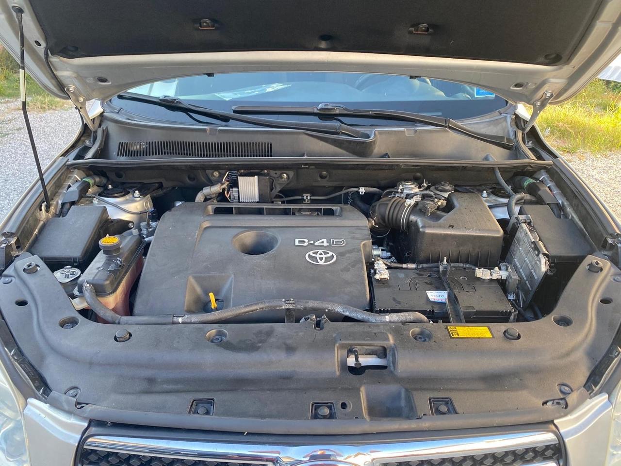 Toyota RAV 4 RAV4 Crossover 2.2 D-4D 136 CV Sol