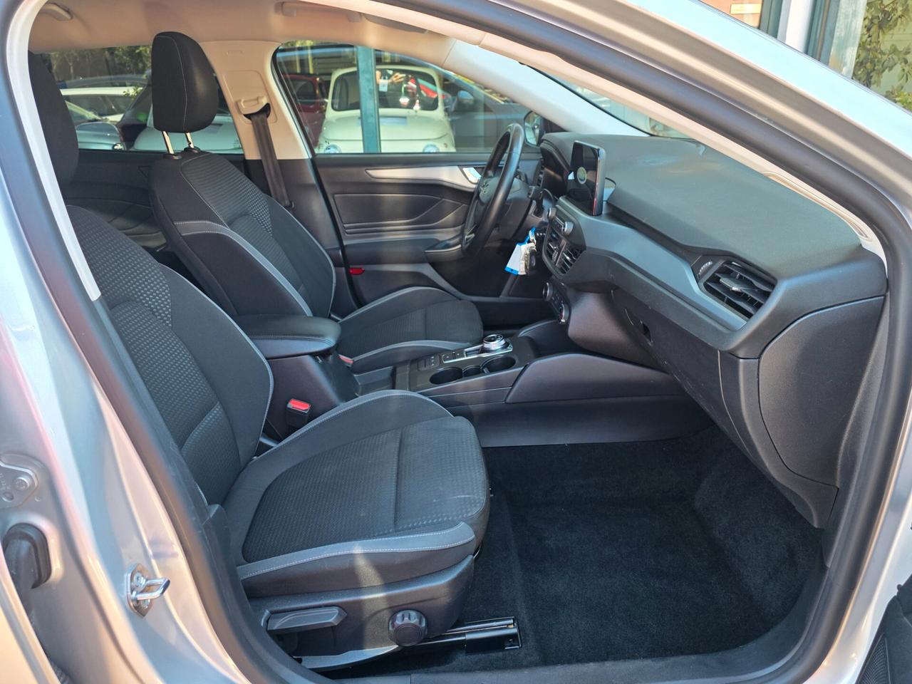 Ford Focus 1.5 tdci 120 CV automatico SW Business