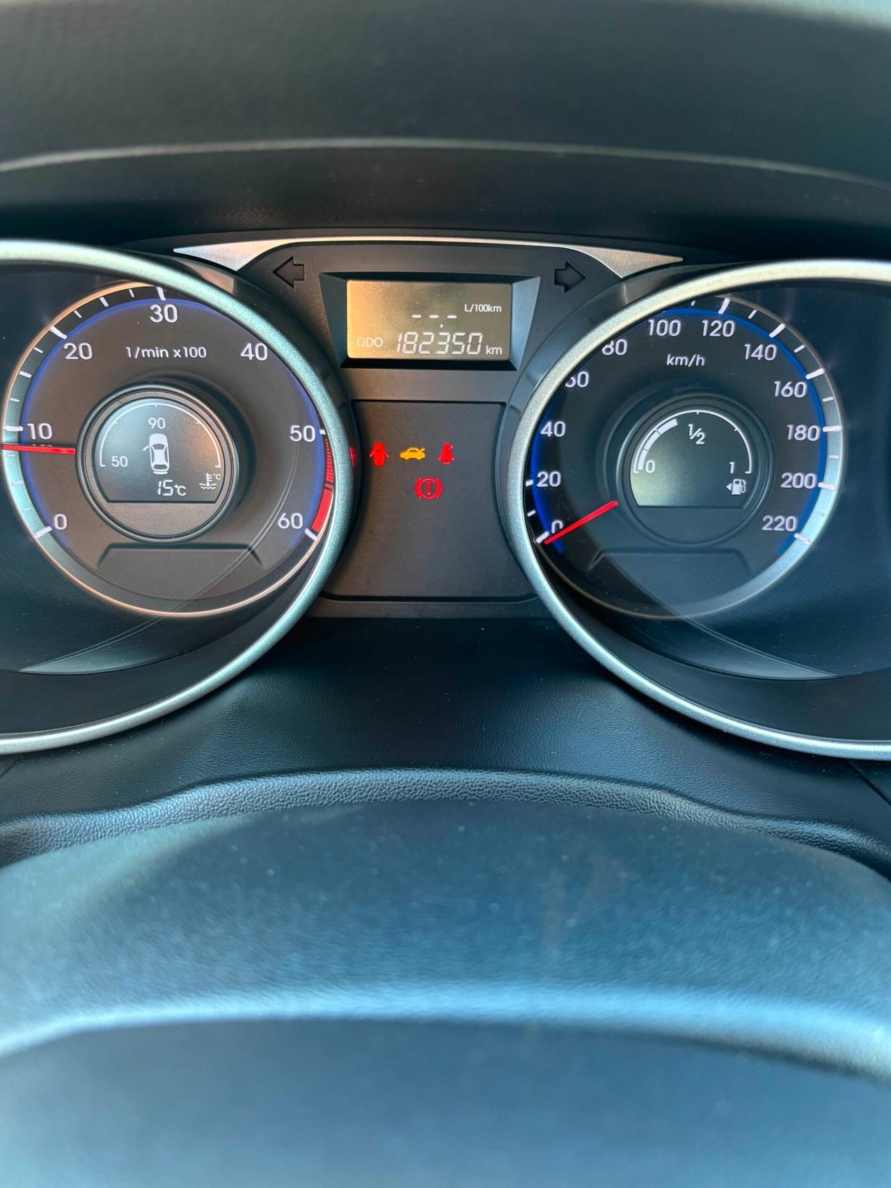 Hyundai iX35 1.7 CRDi 2WD Xpossible