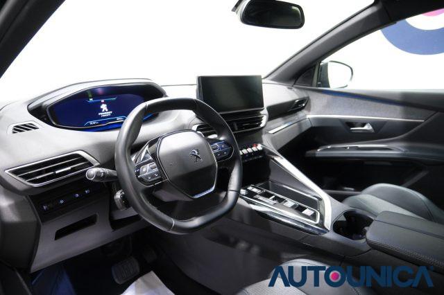 PEUGEOT 3008 HYBRID4 300 E-EAT8 ALLURE PACK