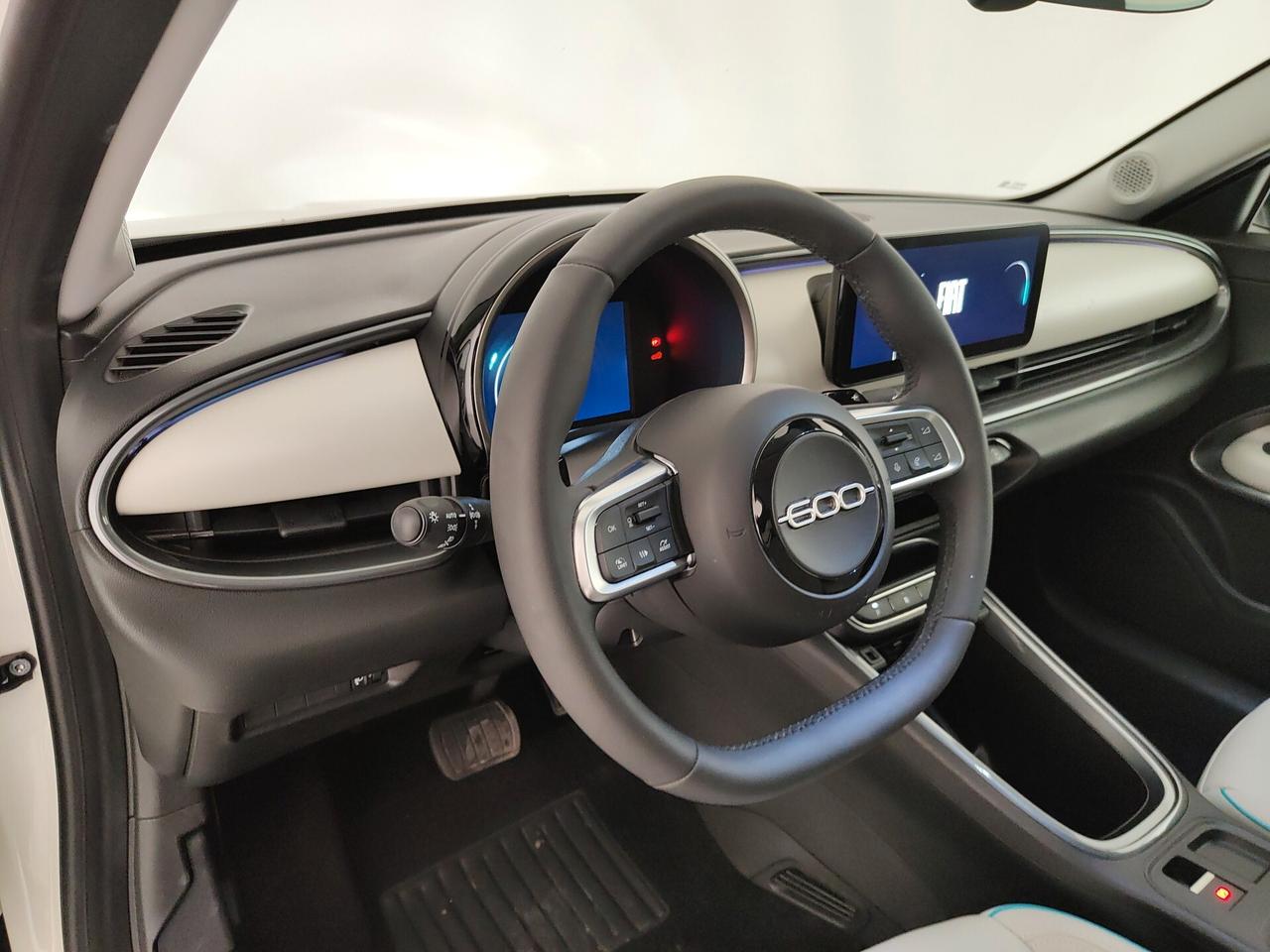 Fiat 600 Hybrid 110 CV DCT MHEV La Prima