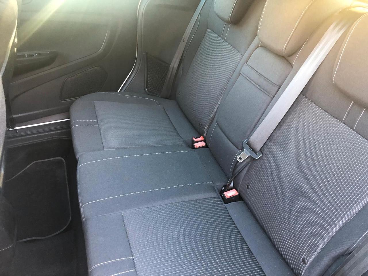 Ford B-Max 1.4 90 CV GPL Titanium