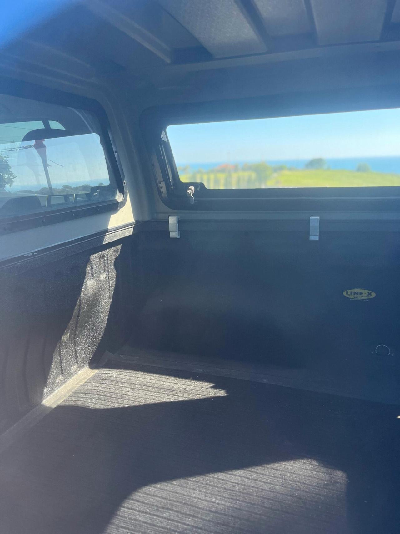 Volkswagen Amarok 2.0 BiTDI 180 CV hunter