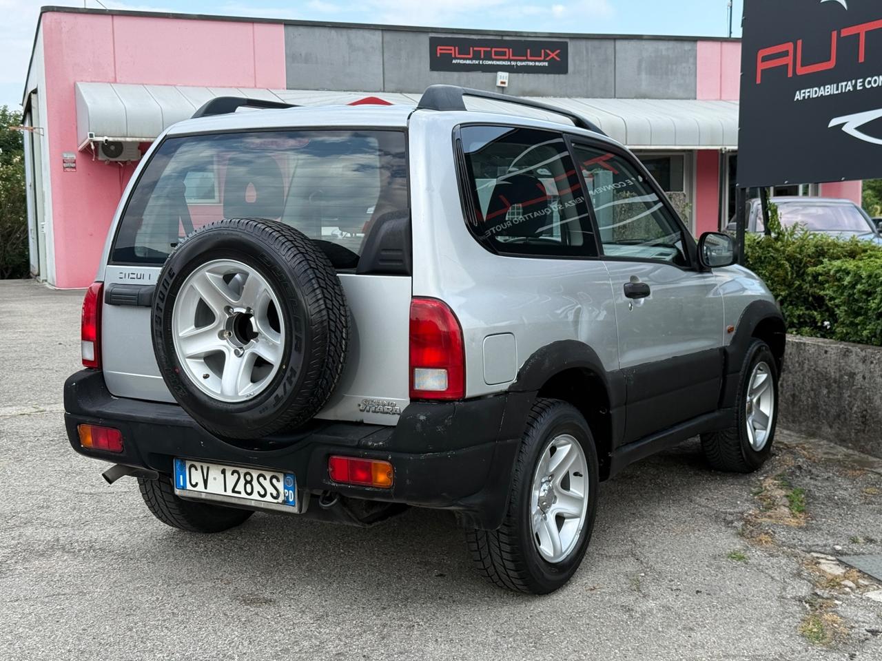 Suzuki Grand Vitara 1.6i 16V cat 3 porte 2005