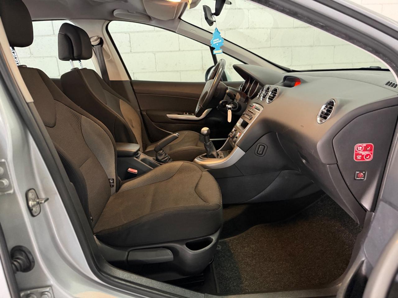 Peugeot 308 1.6 VTi 120CV 5p. Tecno