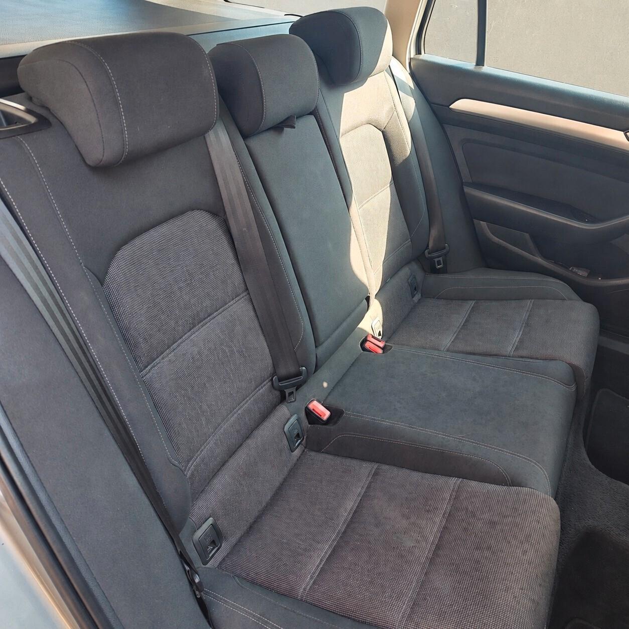 Volkswagen Passat Variant 2.0 TDI 150cv DSG