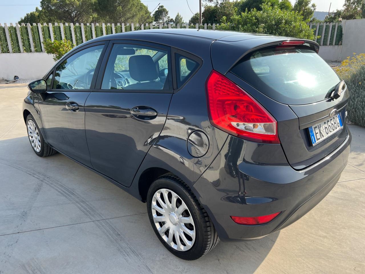 Ford Fiesta 1.4 TDCi 5p. 2011