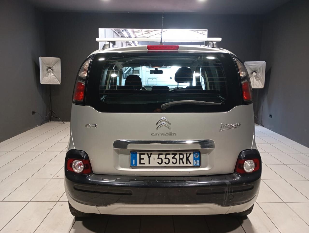Citroen C3 Picasso del 2015- 1400 GPL 140,000 KM -