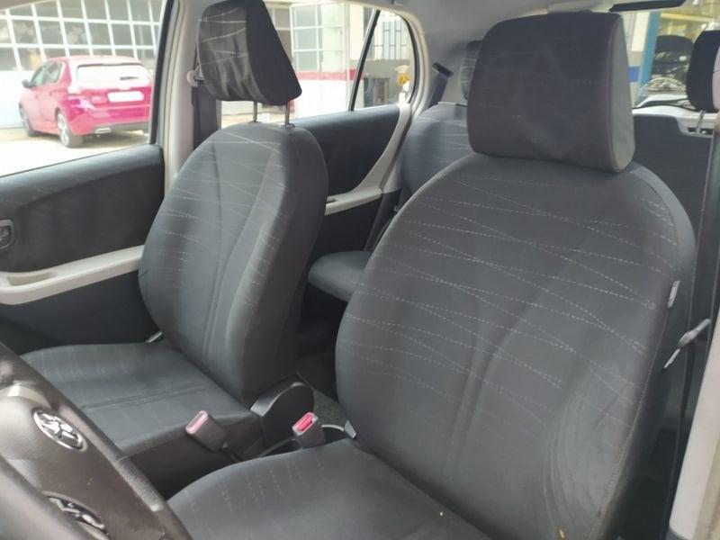 Toyota Yaris Yaris 5p 1.0 Sol