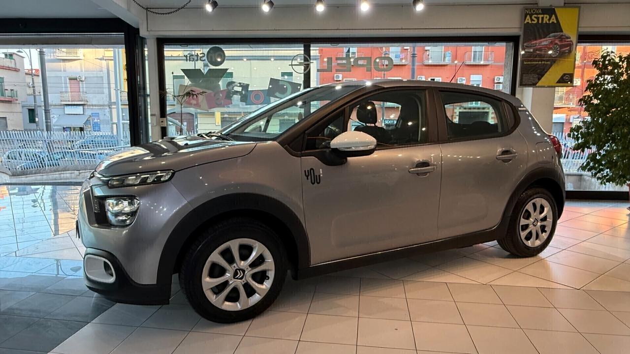Citroen C3 Citroën 1.2 BENZ/GPL Versione You!