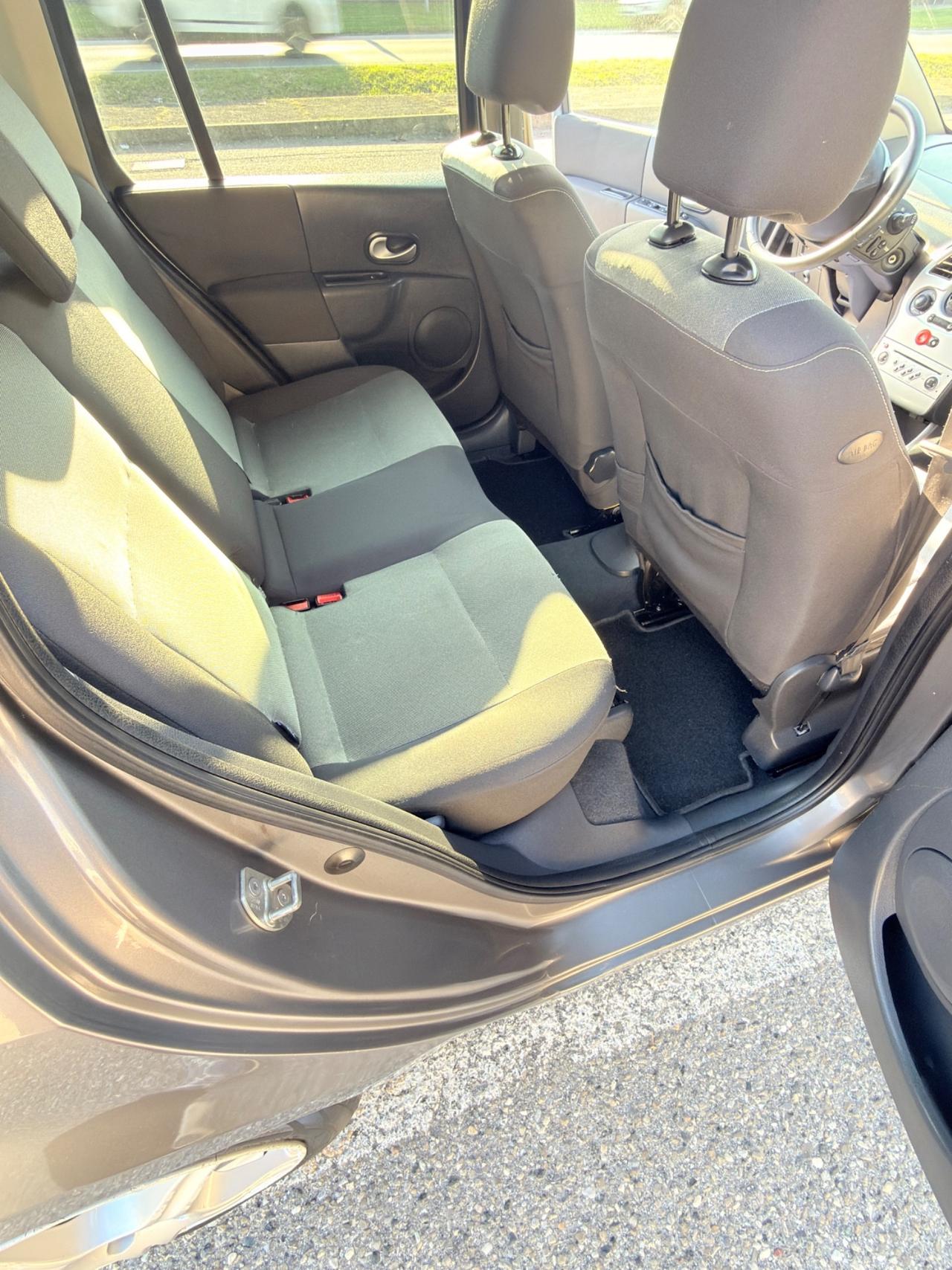 Renault Modus 1.2 16V Dynamique