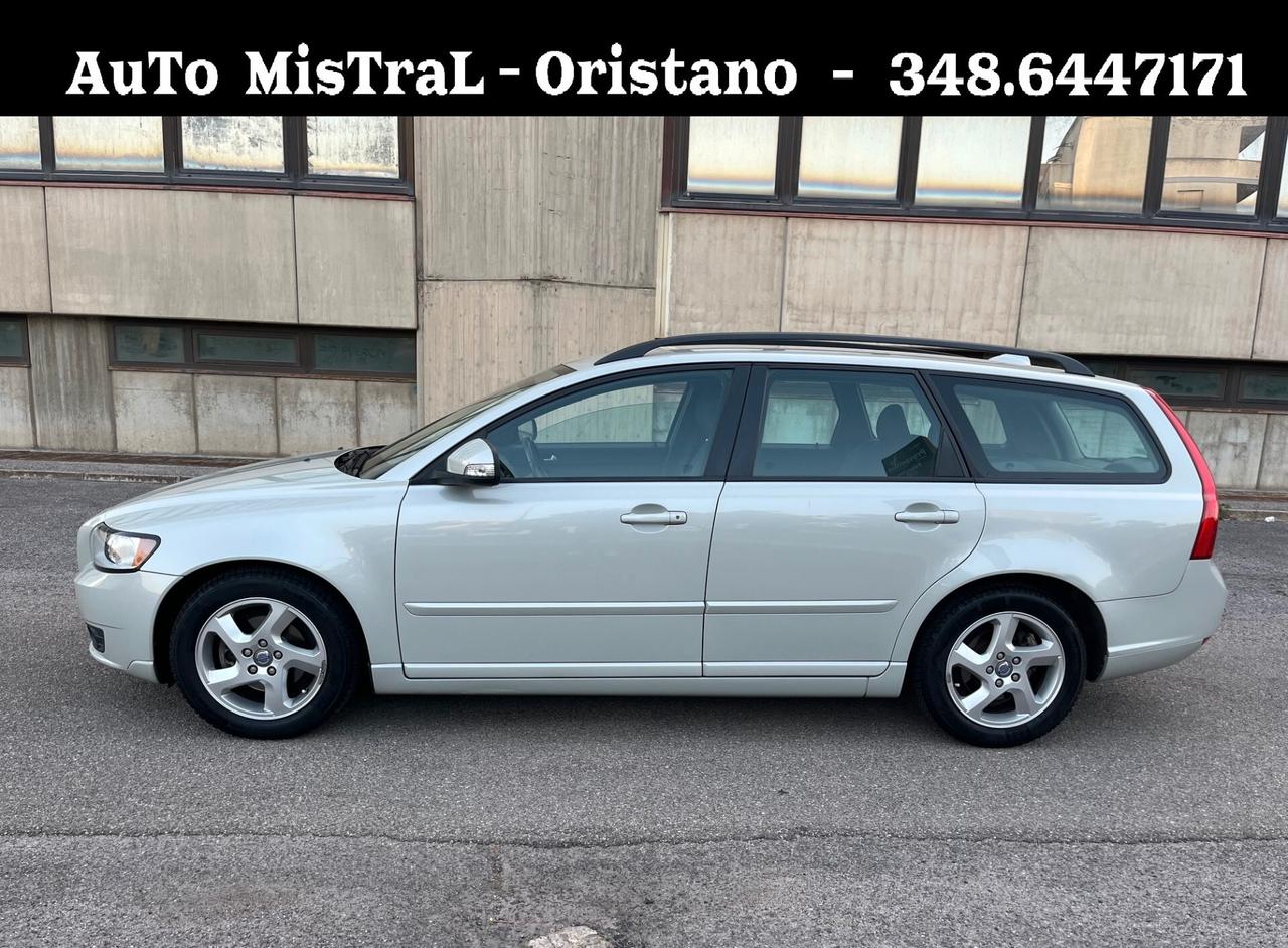 Volvo V50 D2 POLAR PLUS